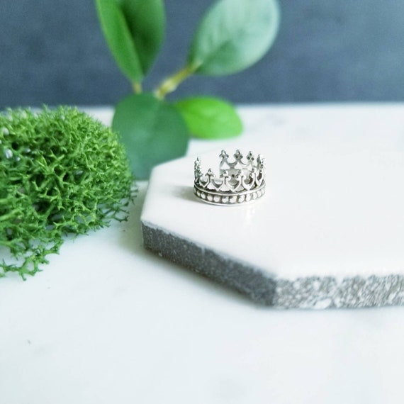 Sterling Silver Ear Cuff- Queen or King Crown, Faux Piercing