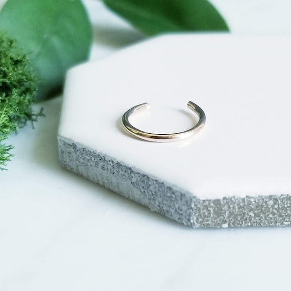 14K Yellow Gold Filled Round Wire Ear Cuff