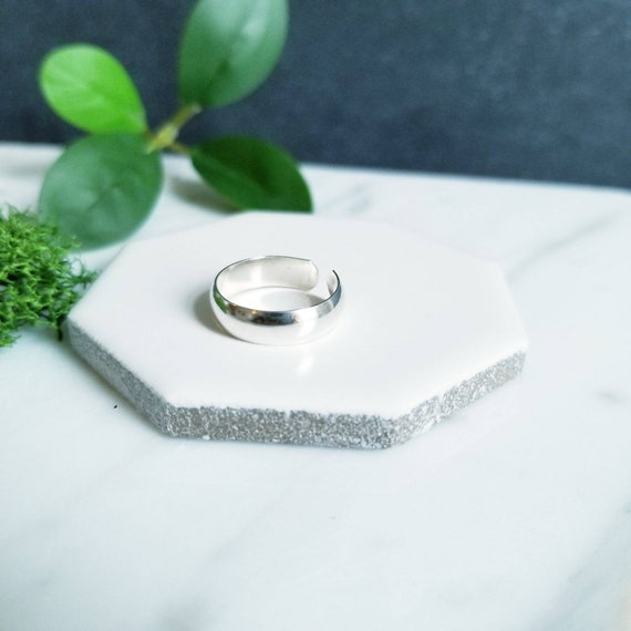 Wide Half Round Sterling Silver Toe Ring: Adjustable Minimalist Body Jewelry