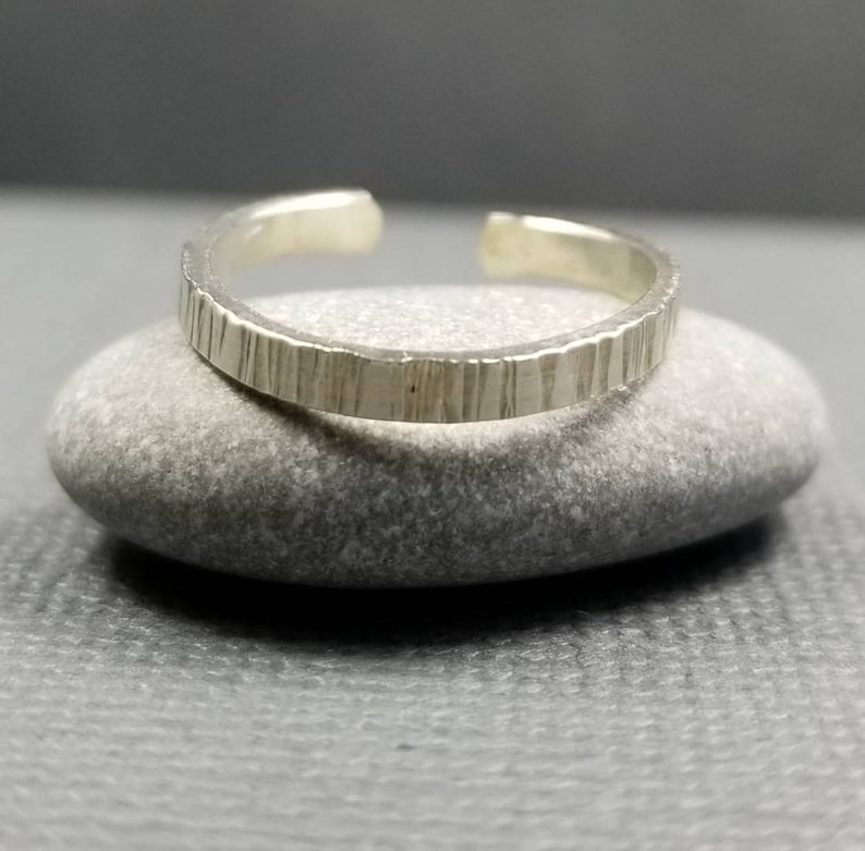 Striated 2mm Sterling Silver Toe Ring Wedding Jewelry Body Jewelry Made in Canada Summer Accessory