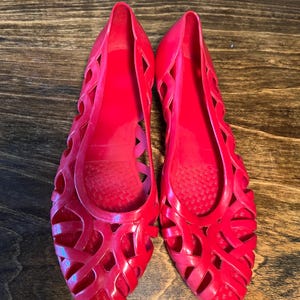 Women's Vintage Bright Red Jelly Shoes, Size