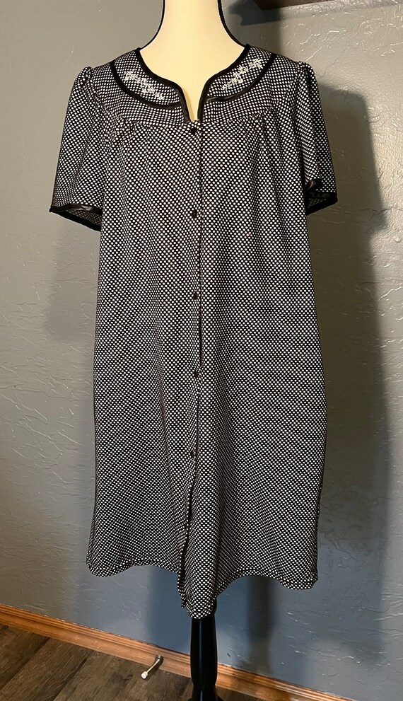 Soft and Cozy Black and White Nightgown