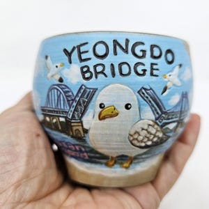 Maceta de cerámica pintada a mano para suculentas, diseño de la gaviota de Busan del puente de Yeongdo (mini maceta)