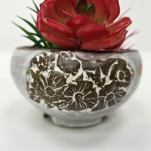 Handmade Korean Wildflower Ceramic Planter, Rustic Flower Pot, Wheel Thrown Pottery, Small Succulent Pot, Artisan Gift
