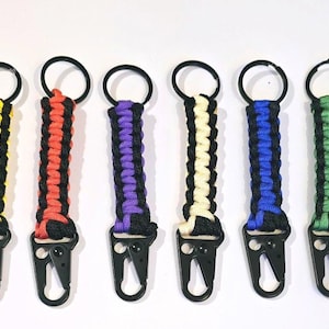 Paracord Keychain with Carabiner clip.