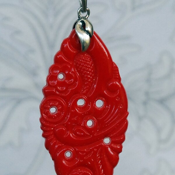 Vintage 1930s Lipstick Red Gablonz Floral Scroll Pendant with S,Sterling Bail