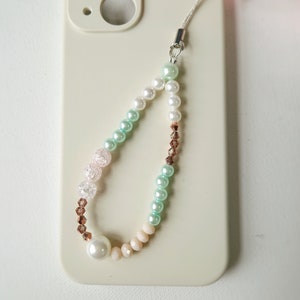 Freshwater pearl phone charm, beaded phone strap keychain