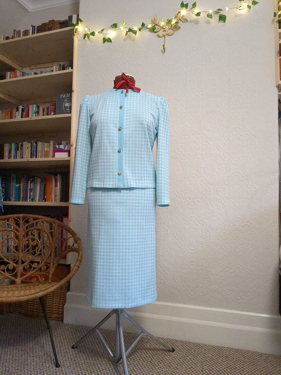 1960s houndstooth two-piece suit size 12 - image 1
