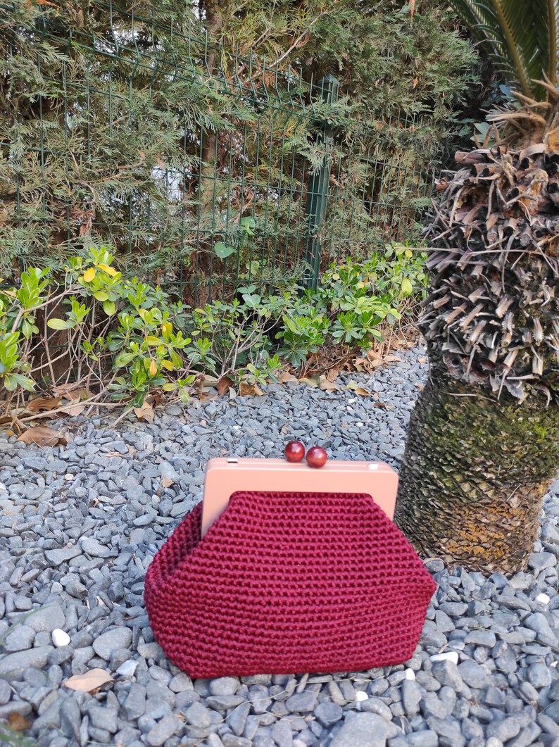 Claret Red Wooden Scholarship Bag, Stylishly Designed Handmade Bags zdjęcie 3