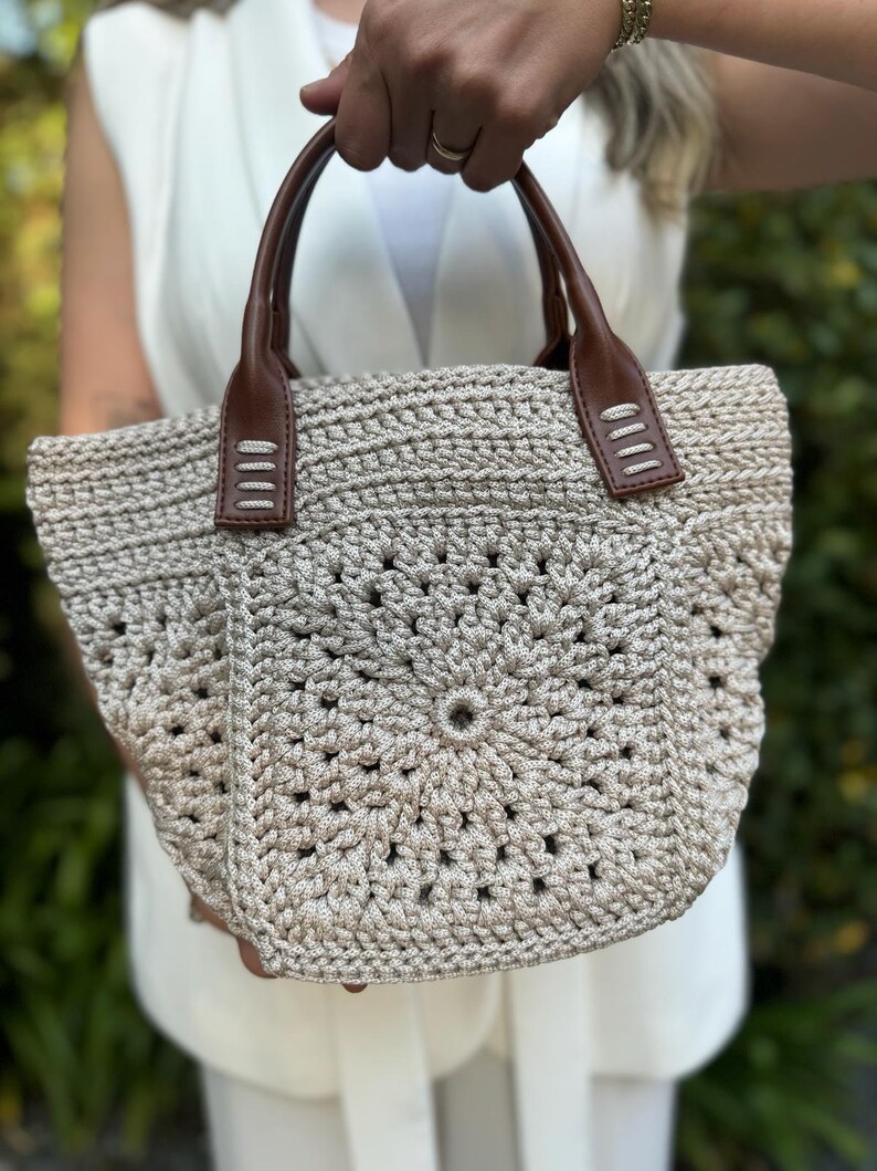 Beige Color Hand Knitted Quality Bags, Stylish Designed Handmade Bags zdjęcie 5