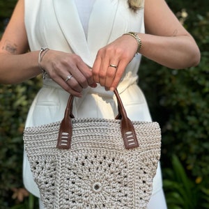 Beige Color Hand Knitted Quality Bags, Stylish Designed Handmade Bags zdjęcie 3