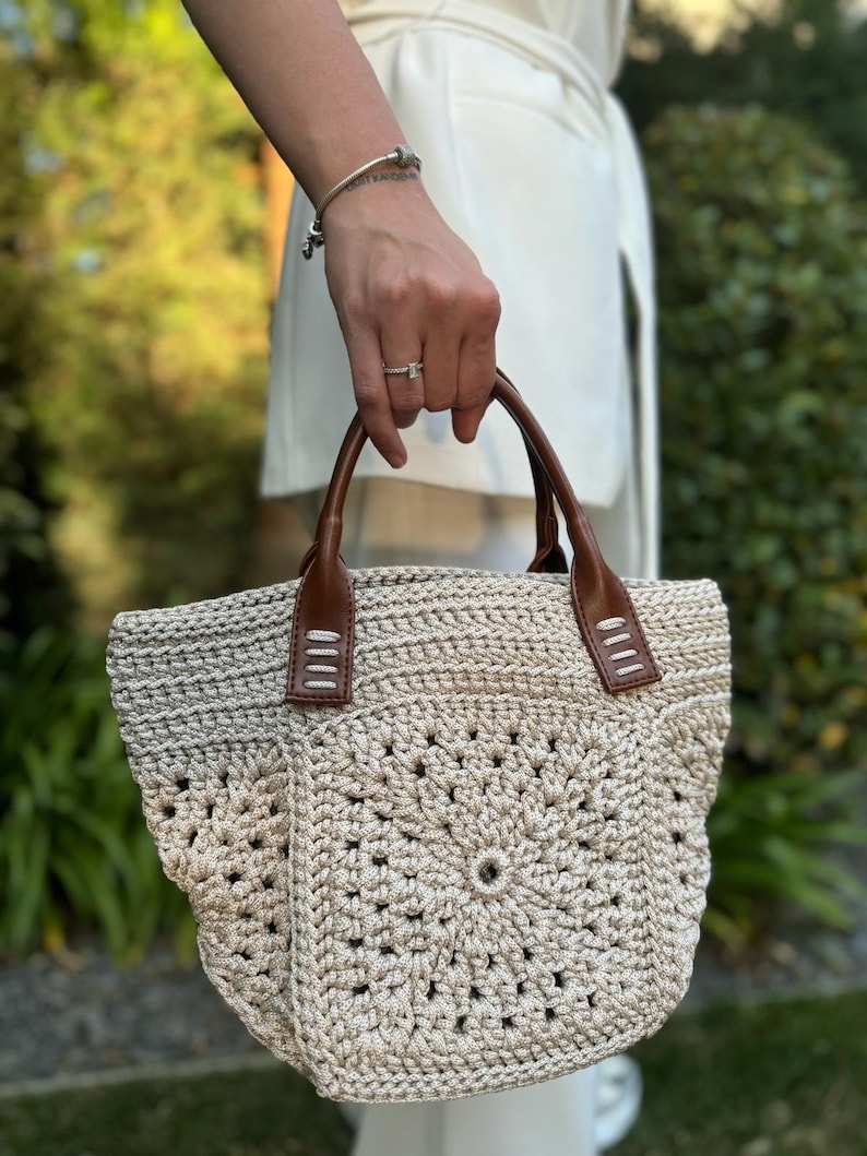 Beige Color Hand Knitted Quality Bags, Stylish Designed Handmade Bags zdjęcie 6