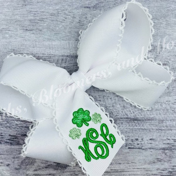 Triple Shamrock St. Patrick's Day Moonstitch Monogram Hairbow, Grosgrain St. Patricks Bow, Personalized Bow