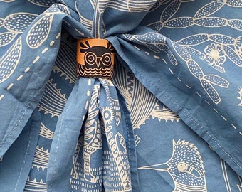 "Desert Bandana in der Farbe ""Denim""."