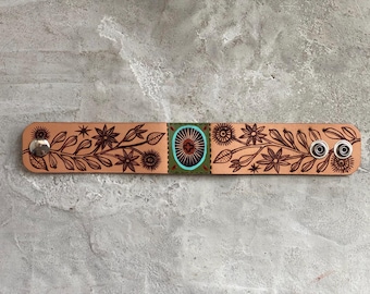 Cuff 11