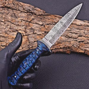 Forged Damascus Steel Hunting Knife with Leather Sheath
