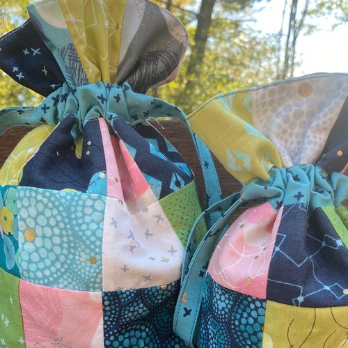 Patchwork Drawstring Bag PATTERN Mini Charm and Scrap - Etsy