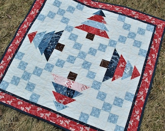 Quilt Pattern....Table Runner.....Charm Pack or Mini Charm Friendly....Making Memories