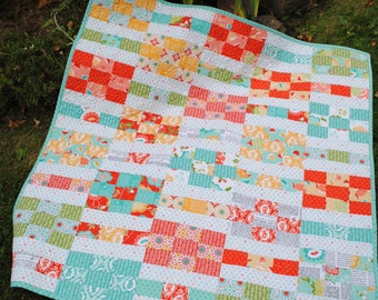 PDF Baby Quilt Pattern, Lap Quilt pattern, 2 sizes, Layer Cake and Fat Quarter friendly, Lucky Nines