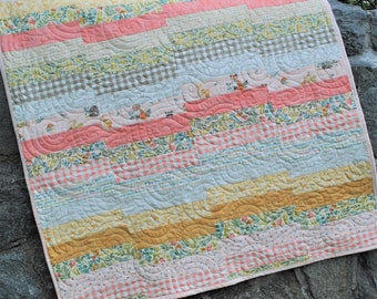 Babyquiltpatroon, jelly roll-patroon, snel en gemakkelijk, beginner, een lastig pad