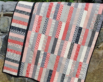 PDF Quilt Pattern.....Jelly Roll and Fat Quarter friendly, ..Baby, Lap and Twin size, P.S. I Love You