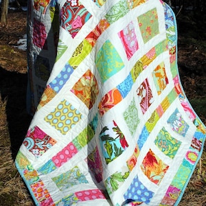 Baby QUILT PATTERN....Quick and Easy...2 Charm Square Packs, Flowers in the Sunshine image 2