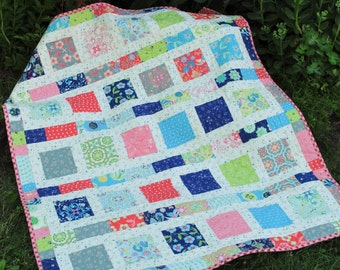 PDF Baby QUILT PATTERN....Quick and Easy...2 Charm Square Packs or Fat Quarters, Flowers in the Sunshine