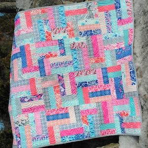 Quilt Pattern.... Easy Beginner Quick ...Strip and Jelly Roll Friendly, Scrappy Ever After