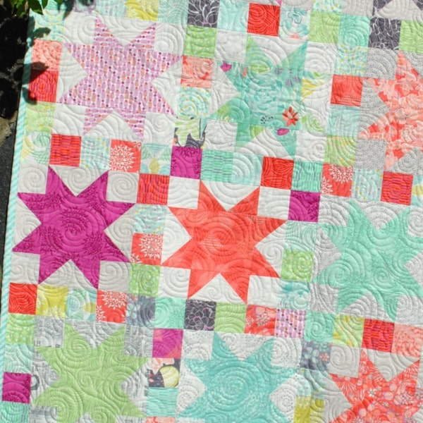PDF Baby QUILT PATTERN....Quick and Easy...Layer Cake and Fat Quarter friendly, Sara's Star