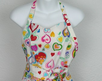 Full Sweetheart Apron With Hearts and Flowers