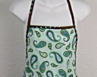 Plus Size Apron With Pretty Paisley and Polka Dot  Design