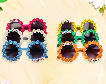 Lunettes de soleil personnalisées pour fille, lunettes de soleil pour bébé, lunettes de soleil à fleurs, lunettes de soleil pour enfants, jolies lunettes de soleil pour bébé, cadeau prénom pour tout-petit, cadeaux d'anniversaire