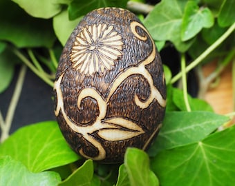 Flower Wooden Egg - Flora - Oestra - Spring Equinox - Pagan, Wicca, Witchcraft, Easter, Pyrography