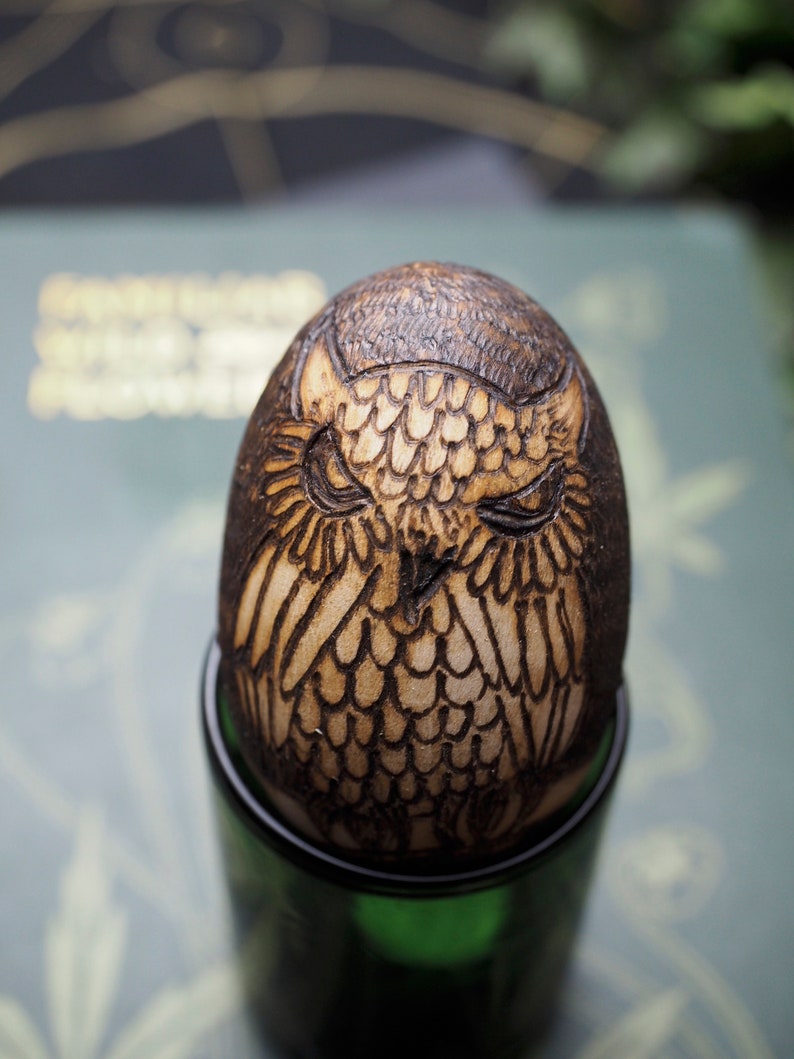 Wise Old Owl Wooden Egg Oestra Spring Equinox Pagan, Wicca, Witchcraft, Easter, Pyrography image 3