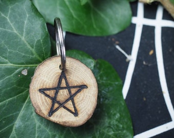 Oak Pentagram Keychain for Strength and Courage - Pagan, Wicca, Witchcraft, Ritual, Magic, Pentacle