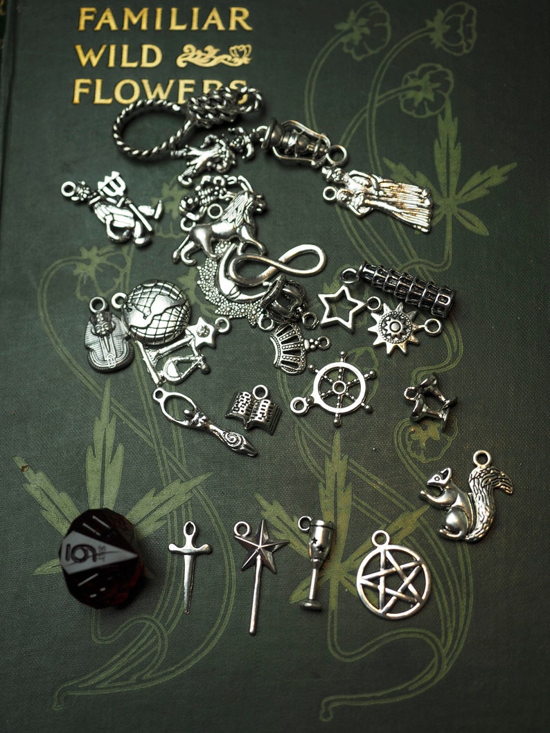 Tarot Deck in a Tin Casting Charms and Die Pagan, Divination, Wicca, Witchcraft, 14 sided Die, Major and Minor Arcana image 4