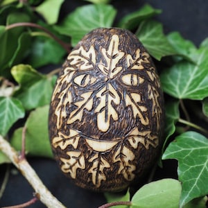Greenman Wooden Egg - Ostara - Spring Equinox - Witchcraft, Easter, Pyrography, God, Leaves
