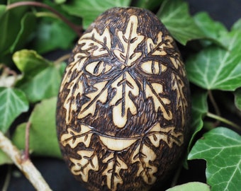 Greenman Wooden Egg - Ostara - Spring Equinox - Witchcraft, Easter, Pyrography, God, Leaves