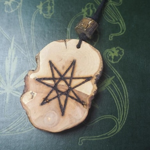 Rare Mistletoe & Apple Wood Fairy Star Pendant: For Witchcraft and Druidry - Septagram