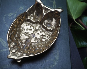 Owl Offering Dish - For Athena Vintage or Antique Brass Bowl for a Pagan or Wiccan Altar - Witchcraft, Magic