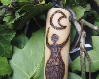 Elder Wood Goddess Pendant - For Crone Wisdom, Pagan, Wicca, Witchcraft, ogham tree