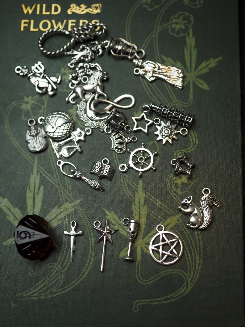 Tarot Deck in a Tin Casting Charms and Die Pagan, Divination, Wicca, Witchcraft, 14 sided Die, Major and Minor Arcana image 3