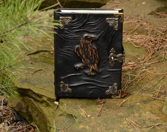 Raven Leather Grimoire – Witchcraft Book of Shadows A5 Journal