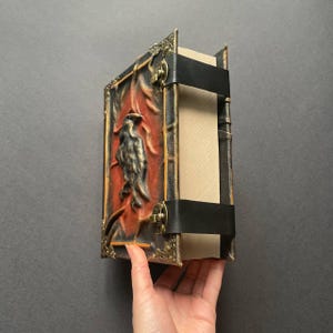 Grimoire des Raben - Dämonologie Journal, A5 Leder Okkultes Buch der Schatten Bild 8