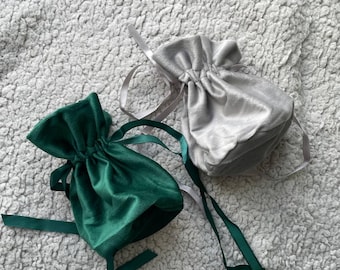 Handmade Velvet Pouch for Crystals Tarot & Runes | Witchcraft Bag | Drawstring Ritual Storage | Spiritual Gift