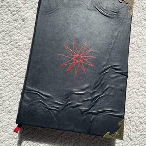 Diario de cuero con grimorio de estrella de 11 puntas / Cuaderno ocultista hecho a mano / Libro de las sombras / Diario de brujería imagen 6