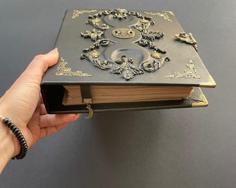 Leather Grimoire Binder with Triple Moon Phase & Tree of Life – Wiccan Book of Shadows
