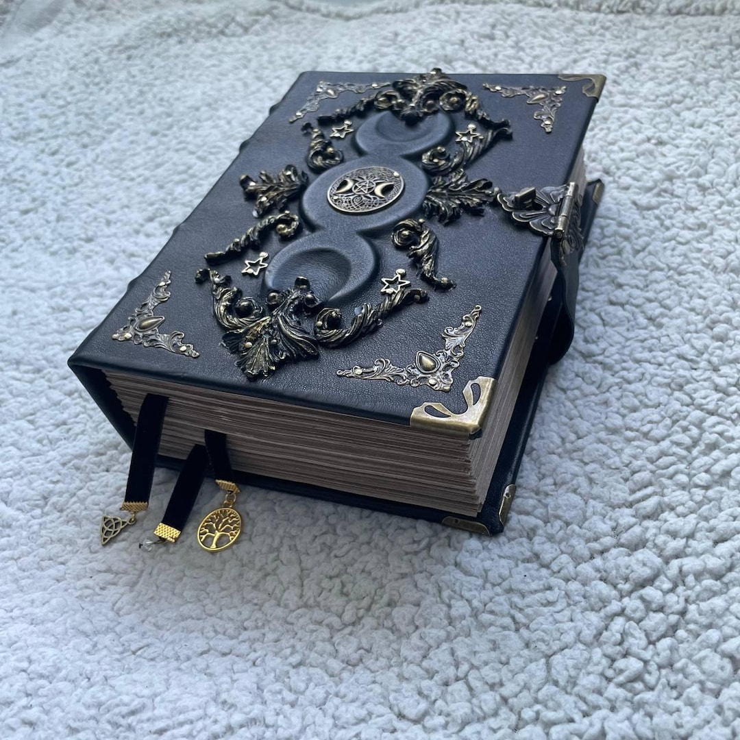 Black Moon Leather Grimoire: Gothic Witch Journal Esoteric Grimoire Sacred Feminine Symbol Handmade Book - Etsy