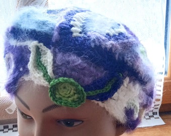 Béret en crochet "freeform"