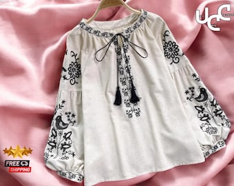 Blusa con flores bordadas / Blusa estilo bohemio con mangas farol / Camisa con cuello redondo y cordones / Corte holgado informal / Moda vintage elegante para mujer